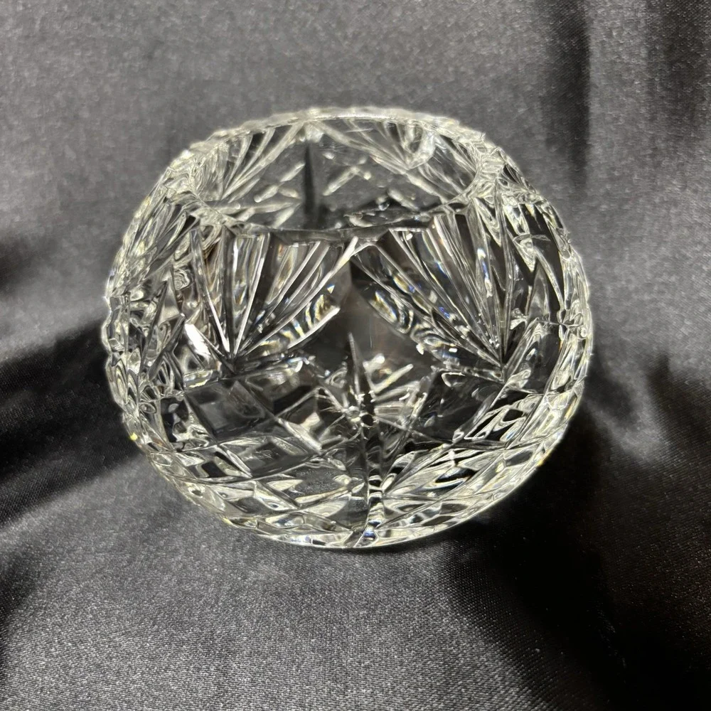 Hand Cut Lead Crystal Bowl/Vase w/Pineapple Cut Vintage‎ 2 available